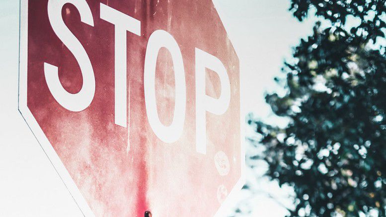 Leállították a vizsgáztatást